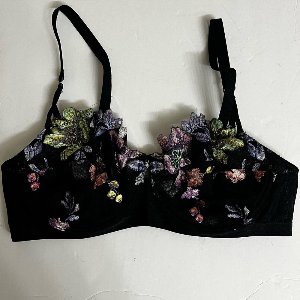 Lise Charmel H19 Floral Aura Bra 32D NWT